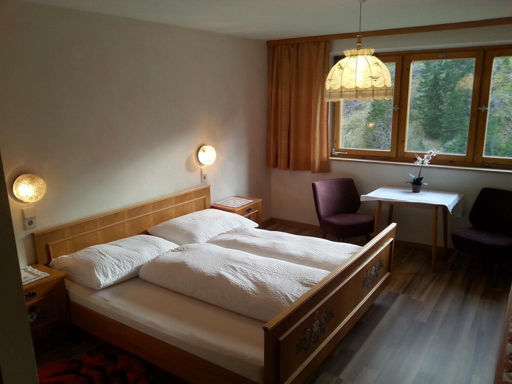 Hotel Gasthof Bergheimat Boden Habitación foto